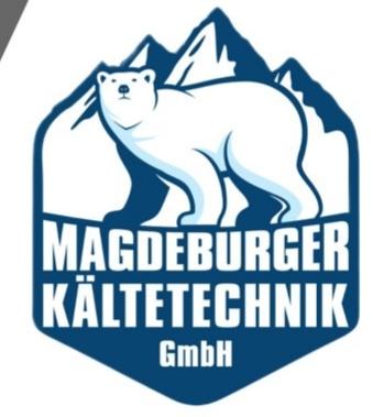Logo der Magdeburger Kältetechnik GmbH mit einem Eisbären und bergigem Hintergrund in blau-weißer Farbgebung.